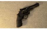 Smith & Wesson Performance Center ~ Model 327 TRR8 ~ .357 Mag. - 1 of 3