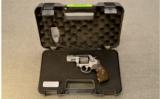 Smith & Wesson Performance Center ~ Model 986 ~ 9mm - 3 of 3