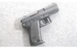 H&K ~ USP Compact ~ .40 S&W - 1 of 2