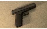 Glock ~ Model 21 Gen 4 ~ .45 ACP - 1 of 3