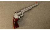 Smith & Wesson Performance Center ~ Model 629-8 ~ .44 Rem. Mag. - 1 of 2