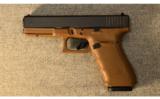 Glock ~ Model 21 Gen4 ~ .45 ACP - 2 of 3