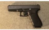 Glock ~ Model 21 Gen4 ~ .45 ACP - 2 of 3