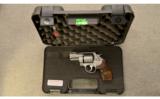 Smith & Wesson Performance Center ~ Model 627-5 ~ .357 Mag. - 3 of 3