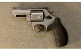 Smith & Wesson ~ Model 69 Combat Magnum ~ .44 Rem. Mag. - 2 of 3