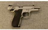 Smith & Wesson ~ Model 5906 ~ 9mm - 3 of 3