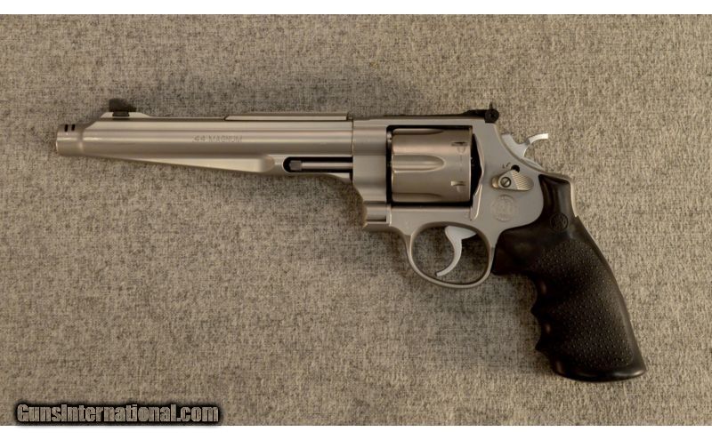 Smith & Wesson Performance Center ~ Model 629-6 Compensated ~ .44 Mag.