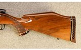 Weatherby ~ Mark V Deluxe ~ .240 Wby. Mag. ~ Left Hand - 2 of 10