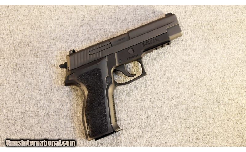 Sig Sauer ~ Model P226 ~ .40 S&W