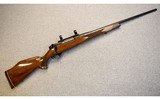 Weatherby ~ Mark V Deluxe ~ .300 Wby. Mag. - 1 of 10
