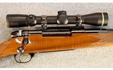 Weatherby ~ Mark V Deluxe ~ .378 Wby. Mag. - 3 of 11