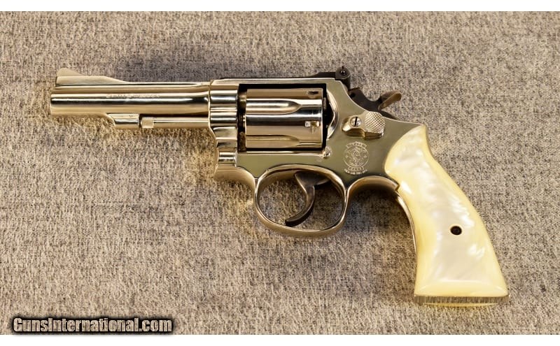 Smith & Wesson ~ Model 15-4 ~ .38 Spl.