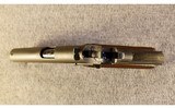 Ithaca Gun Co ~ M 1911 A1 US.Army ~ .45 ACP - 5 of 5