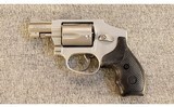 Smith & Wesson ~ Model 642-1 Airweight ~ .38 Spl. - 2 of 2