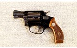 Smith & Wesson ~ Model 37 Airweight ~ .38 Special - 2 of 4