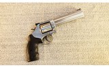 Smith & Wesson ~ Model 686-6 Plus ~ .357 Mag.