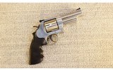Smith & Wesson ~ Model 629-6 ~ .44 Rem. Mag.