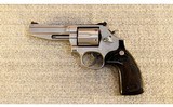 Smith & Wesson Pro Series ~ Model 686-6 ~ .357 Mag. - 2 of 2