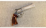 Smith & Wesson ~ Model 686-1 ~ .357 Mag. - 1 of 3