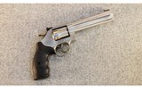 Smith & Wesson ~ Model 648-2 ~ .22 WMR