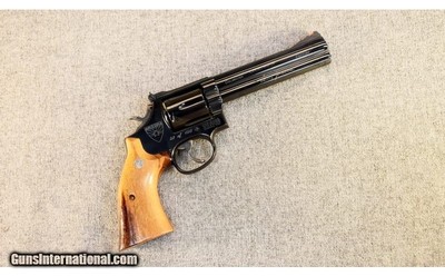 Smith & Wesson ~ Model 586 ~ .357 Magnum ~ Goldwater Edition