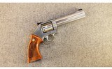 Smith & Wesson ~ Model 686 ~ .357 Mag.