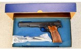 Smith & Wesson ~ Model 41 ~ .22 LR - 5 of 6