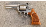 Smith & Wesson ~ Model 686-3 ~ .357 Mag. - 2 of 3