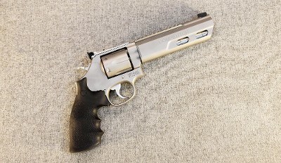 Smith & Wesson ~ Performance Center ~ Model 686-6 Competitor ~ .357 Mag.