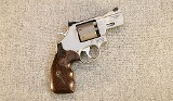 Smith & Wesson ~ Performance Center ~ Model 986 ~ 9mm - 1 of 3