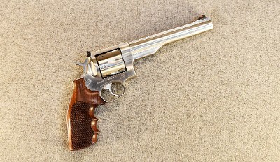 Ruger ~ Redhawk ~ .44 Mag.