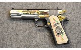 Colt ~ Government Model ~ .38 Super ~ Bandera de Mexico - 2 of 3