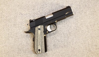 Dan Wesson ~ Valor ~ .45 ACP