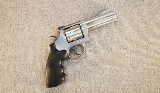 Smith & Wesson ~ Model 686-4 ~ .357 Mag. - 1 of 2