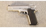 Smith & Wesson ~ Model 1006 ~ 10mm - 2 of 2