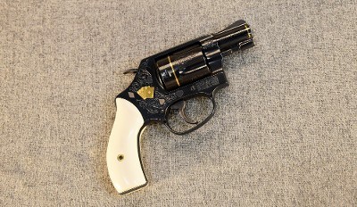Smith & Wesson ~ Model 36-10 Texas Hold 'Em ~ .38 Special - Image 1 of 3