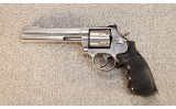 Smith & Wesson ~ Model 686-4 ~ .357 Mag. - 2 of 2