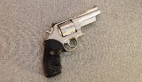 Smith & Wesson ~ Model 629-2 ~ .44 Mag. - 1 of 3