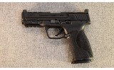 Smith & Wesson ~ Performance Center ~ M&P9 M2.0 ~ 9mm - 2 of 2
