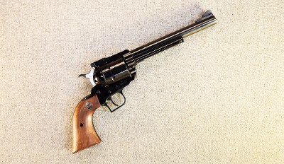 Ruger ~ New Model Super Blackhawk ~ .44 Magnum - Image 1 of 2