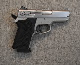 Smith & Wesson 4013 - 1 of 1