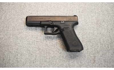 Glock~17 Gen 5~9MM Luger - Image 2 of 2
