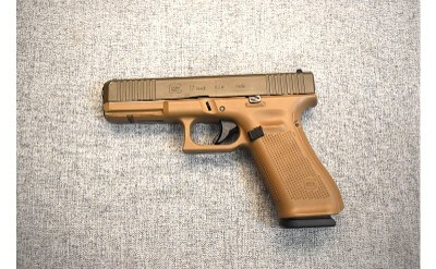 Glock~17 Gen 5~9MM Luger - Image 2 of 2