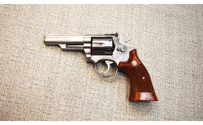 Smith & Wesson ~66-2~.357 Magnum - Image 2 of 2
