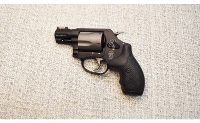 Smith & Wesson~M360PD~.357 Magnum - Image 2 of 2