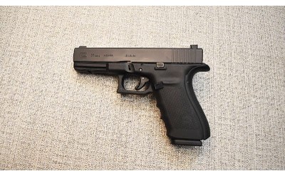 Glock~21 Gen 4~.45 Auto - Image 2 of 2