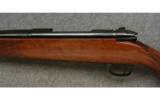 Weatherby Mark V, .300 Wby. Mag., Deluxe Rifle - 4 of 7