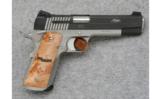 Sig Sauer 1911 STX, .45 ACP., Pistol - 1 of 2