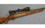 Weatherby Mark V Deluxe, .300 Wby. Mag., BI-CENTENNIAL - 1 of 7