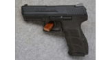 Heckler & Koch P30, 9x19mm,
Pistol - 1 of 2